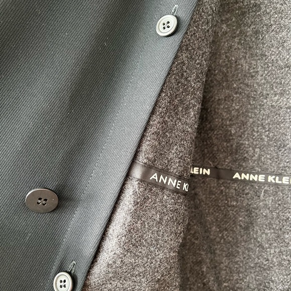 Anne Klein raincoat with removable liner size 8 petite - Picture 9 of 9